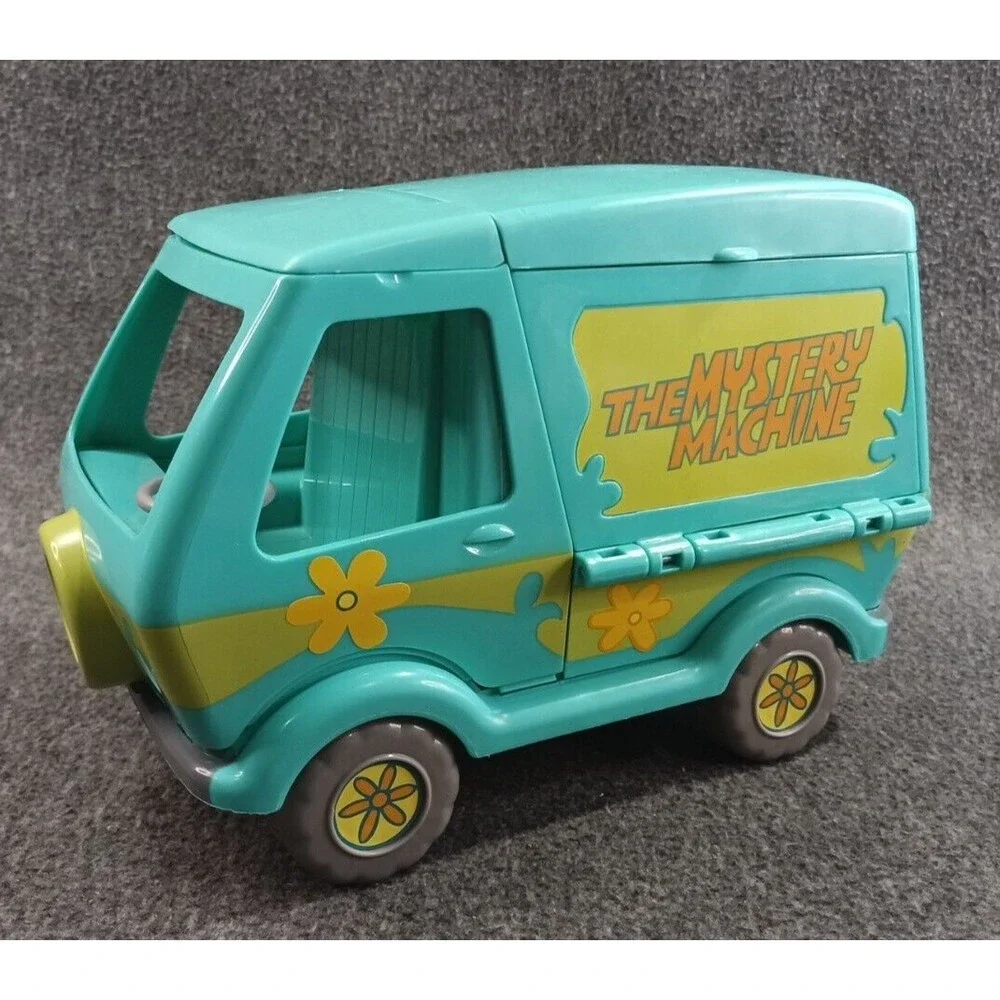 Hanna Barbera Scooby Doo The Mystery Machine Van Unfolds by Character Options